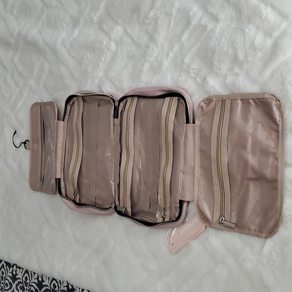 Pink Quilted Women's Cosmetic Bag - Picture 2 of 6